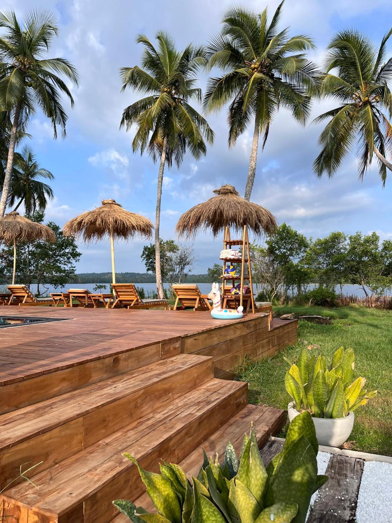 Simply Peace Hotell Tangalle Exteriör bild