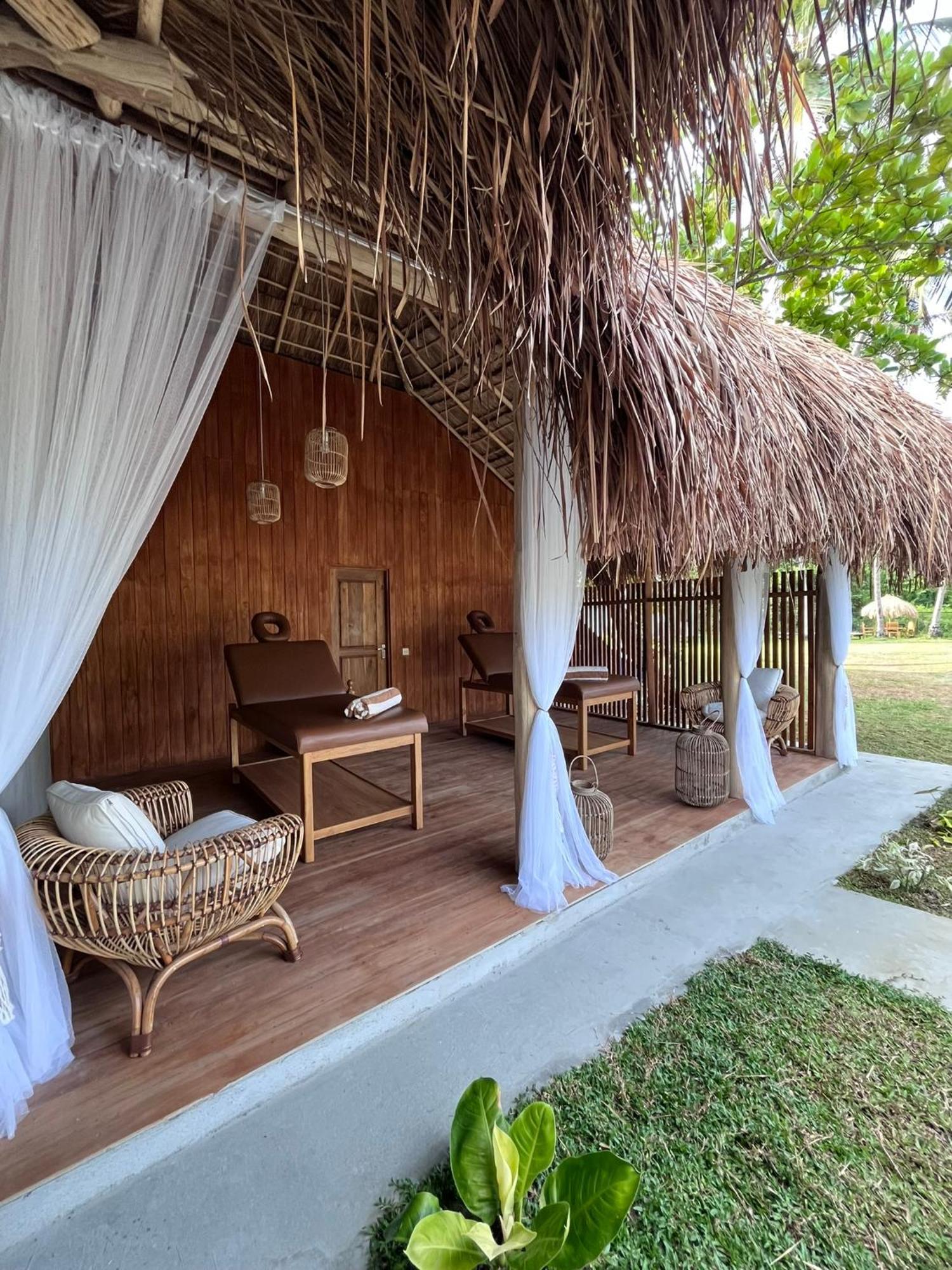 Simply Peace Hotell Tangalle Exteriör bild