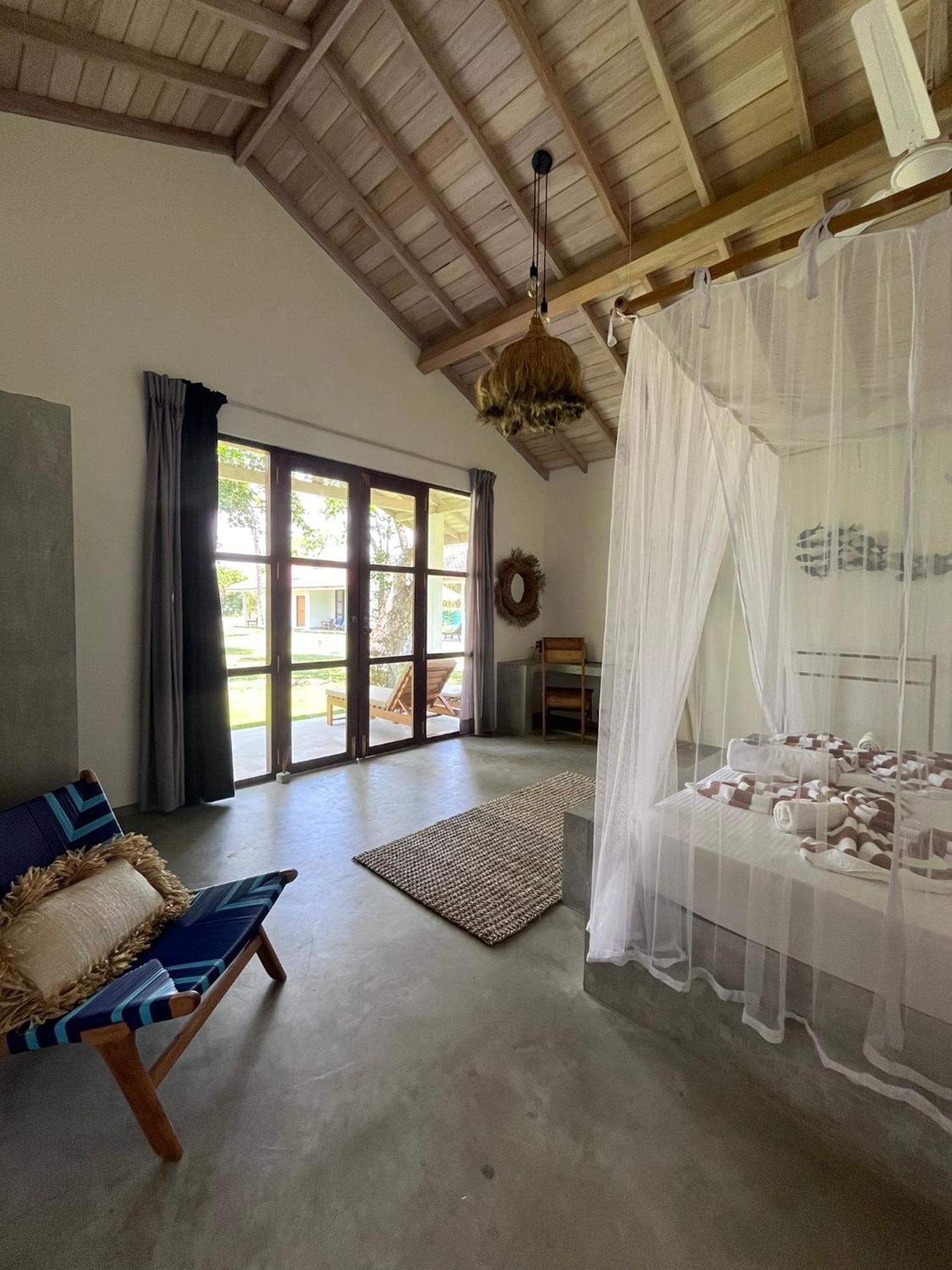 Simply Peace Hotell Tangalle Exteriör bild